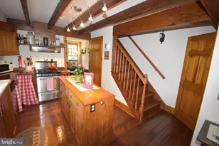 56 W Pearl St, Burlington, NJ 08016 - Photo 9