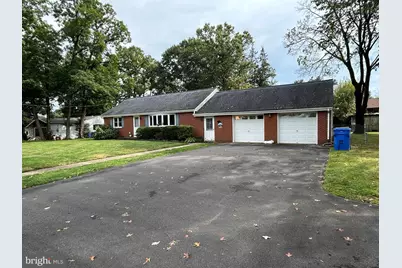 1046 Woodlane Road, Mount Holly, NJ 08060 - Photo 3