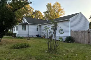 9 Frazier St, Burlington, NJ 08016 - Photo 3