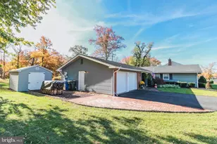 150 Country Club Rd, Willingboro, NJ 08046 - Photo 27