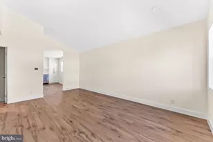 726 Smith Ln, Mount Holly, NJ 08060 - Photo 5