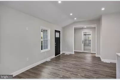 13 Baird Avenue, Burlington, NJ 08016 - Photo 7