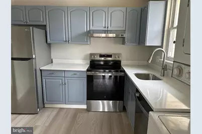 5 Florence Tollgate, Florence, NJ 08518 - Photo 1