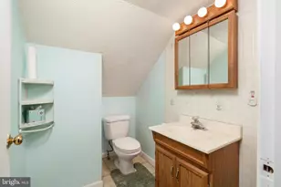 5 Baird Ave, Burlington, NJ 08016 - Photo 11