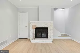 3003 Harbour Dr, Palmyra, NJ 08065 - Photo 7