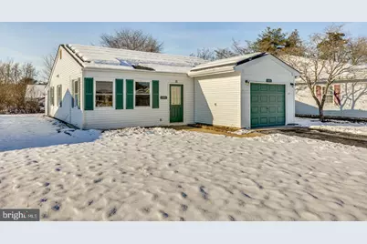 105 Huntington Drive, Southampton, NJ 08088 - Photo 1