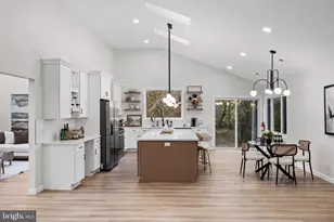 17 W Delaware Trail, Medford, NJ 08055 - Photo 3