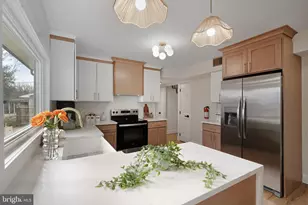 52 Twisting Ln, Willingboro, NJ 08046 - Photo 9