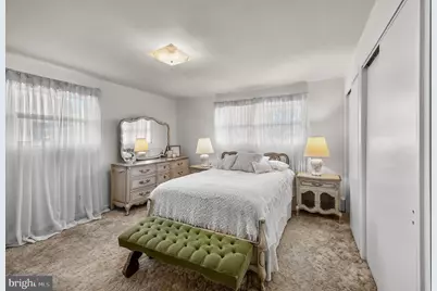 59 N Chester Avenue, Delran, NJ 08075 - Photo 17