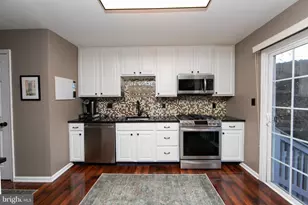 4605 Grenwich Ln, Mount Laurel, NJ 08054 - Photo 17