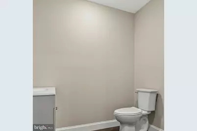 10 W Monroe Street, Mount Holly, NJ 08060 - Photo 7