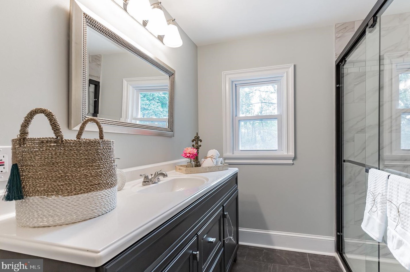 10 Central Ave, Moorestown NJ 08057-3639 exterior