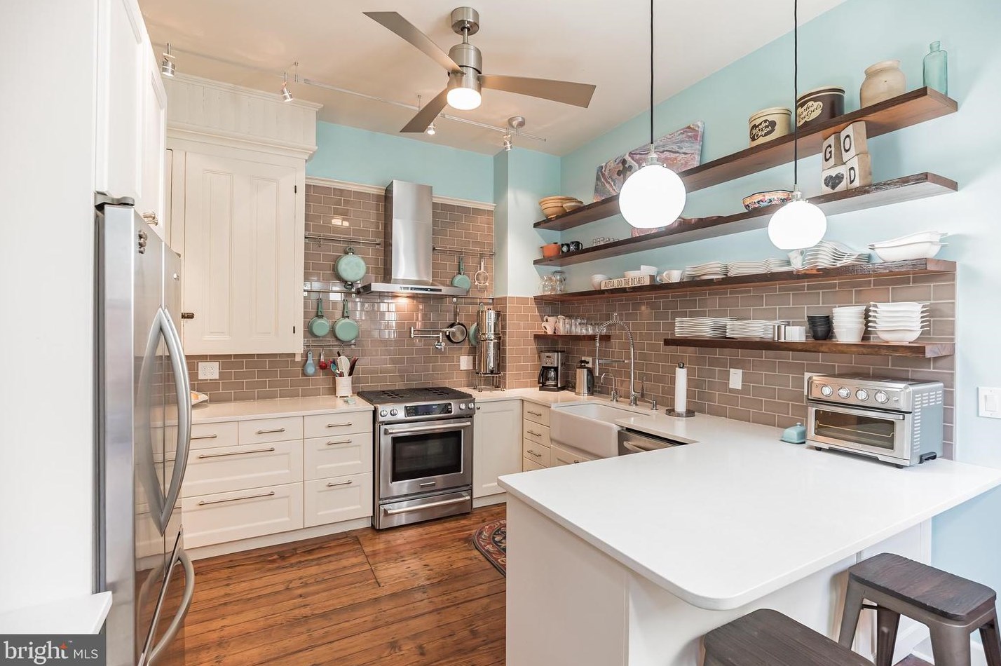 31 Un St, Burlington NJ 08016-1508 exterior