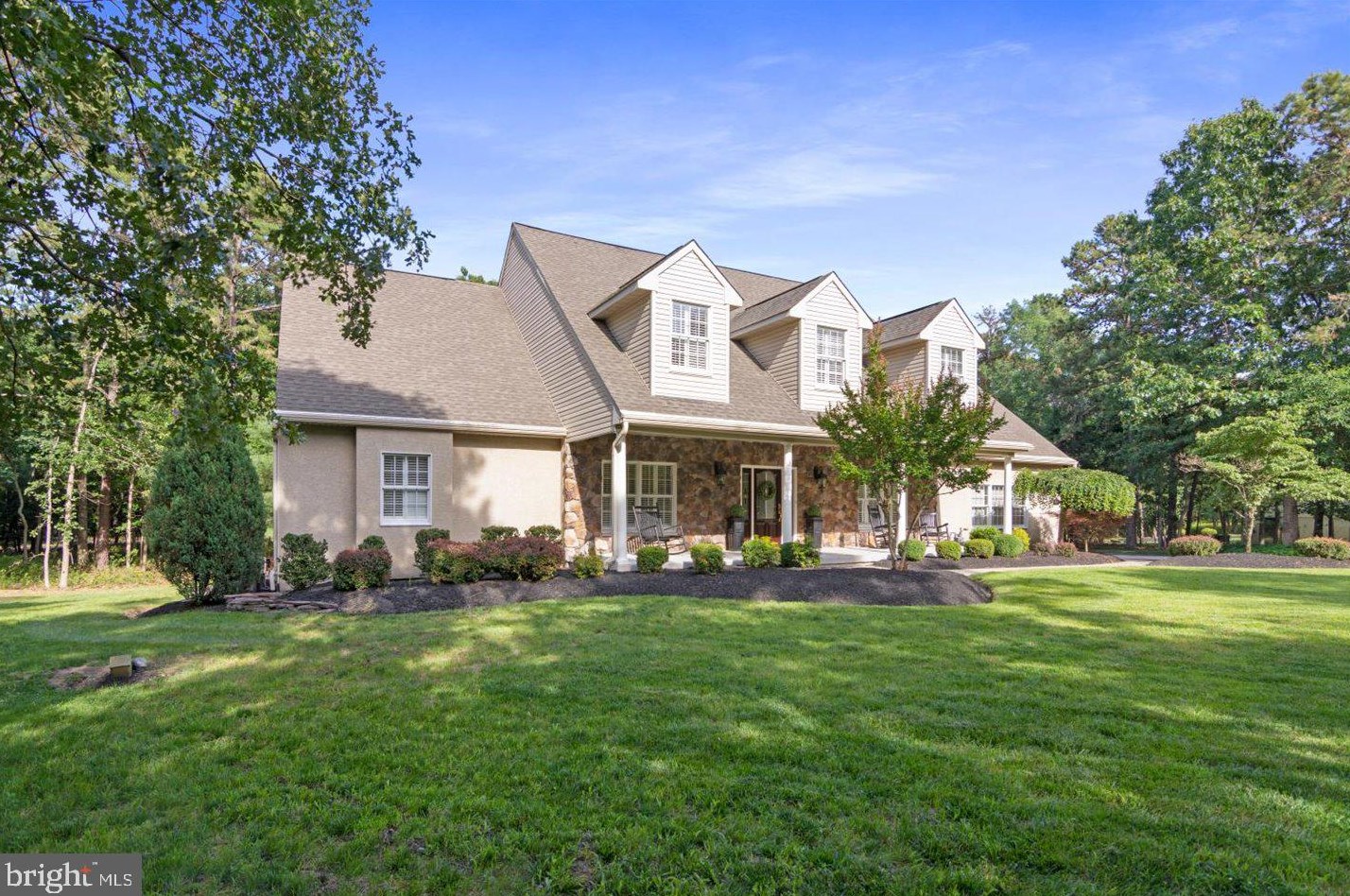 22 Magnolia Ct, Medford NJ  08055-8181 exterior