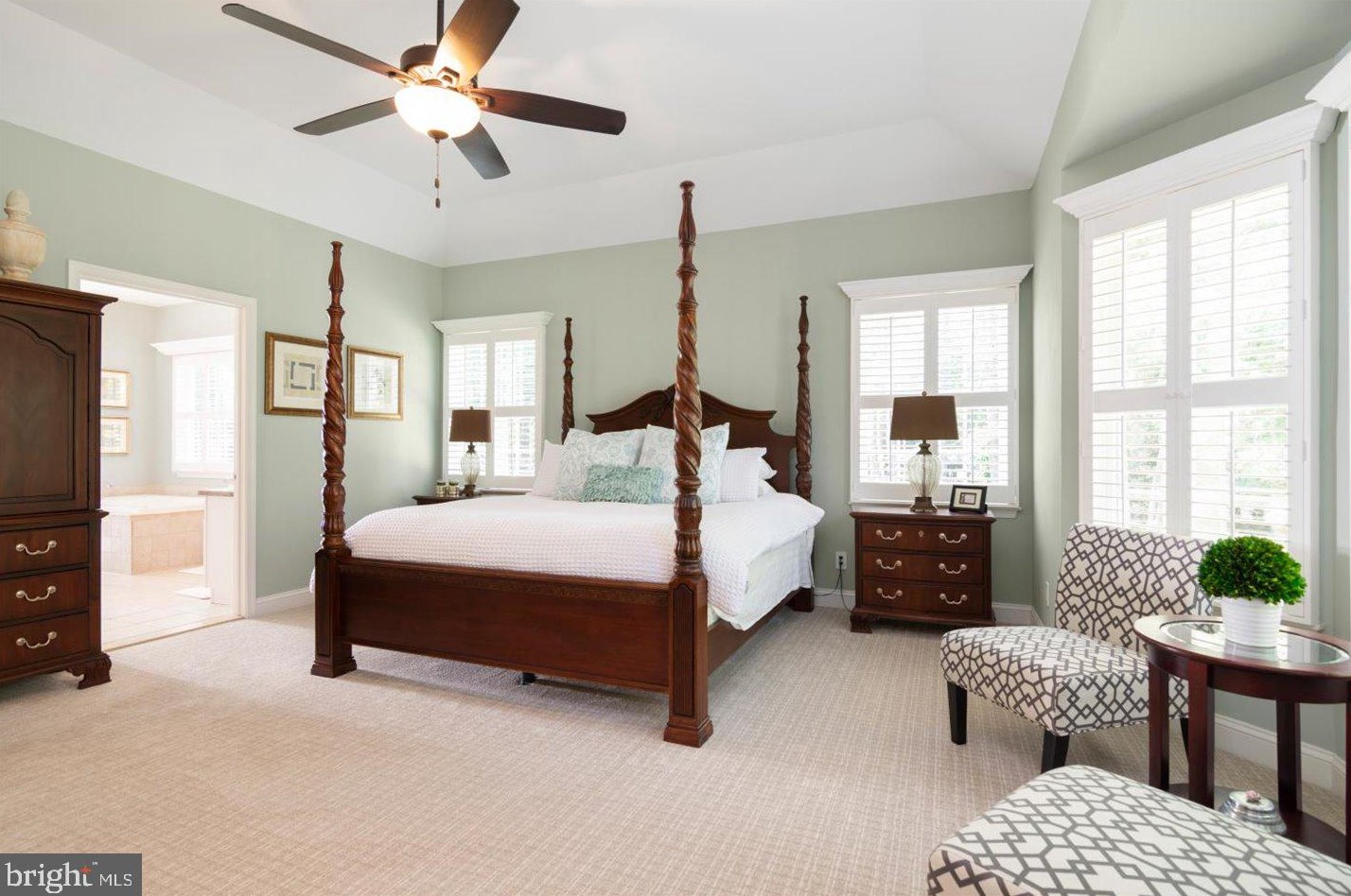 22 Magnolia Ct, Medford NJ  08055-8181 exterior