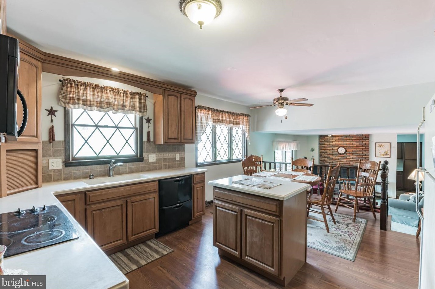 2220 Quince Ln, Millville NJ  08332-3661 exterior