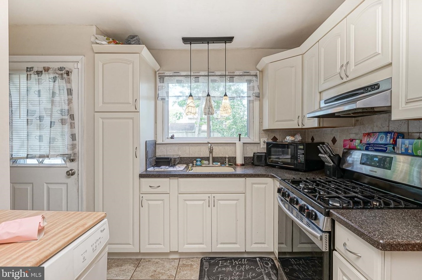 522 Brian Ave, Millville NJ  08332-4061 exterior