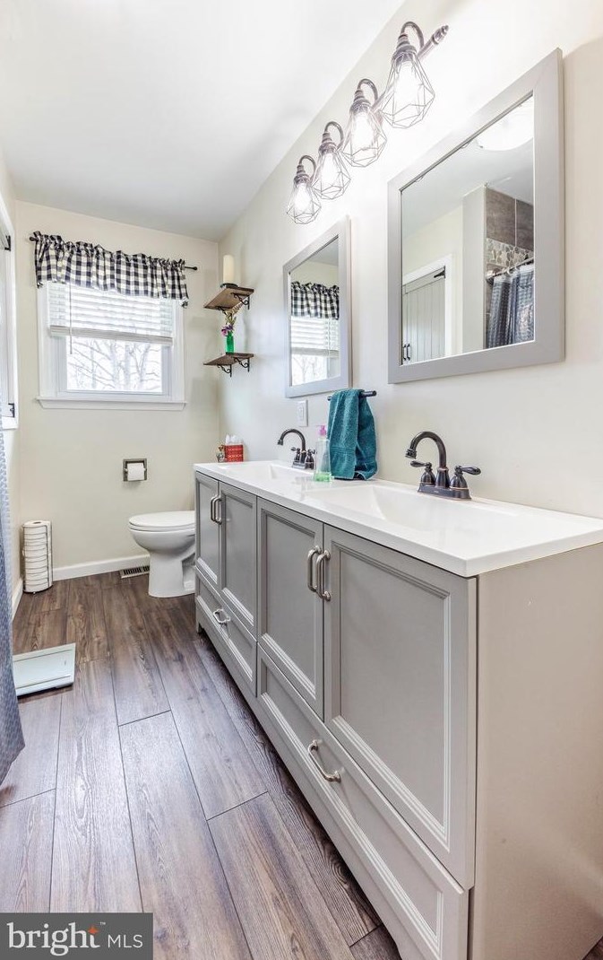 25 Dorset Ave, Millville NJ  08332-4835 exterior