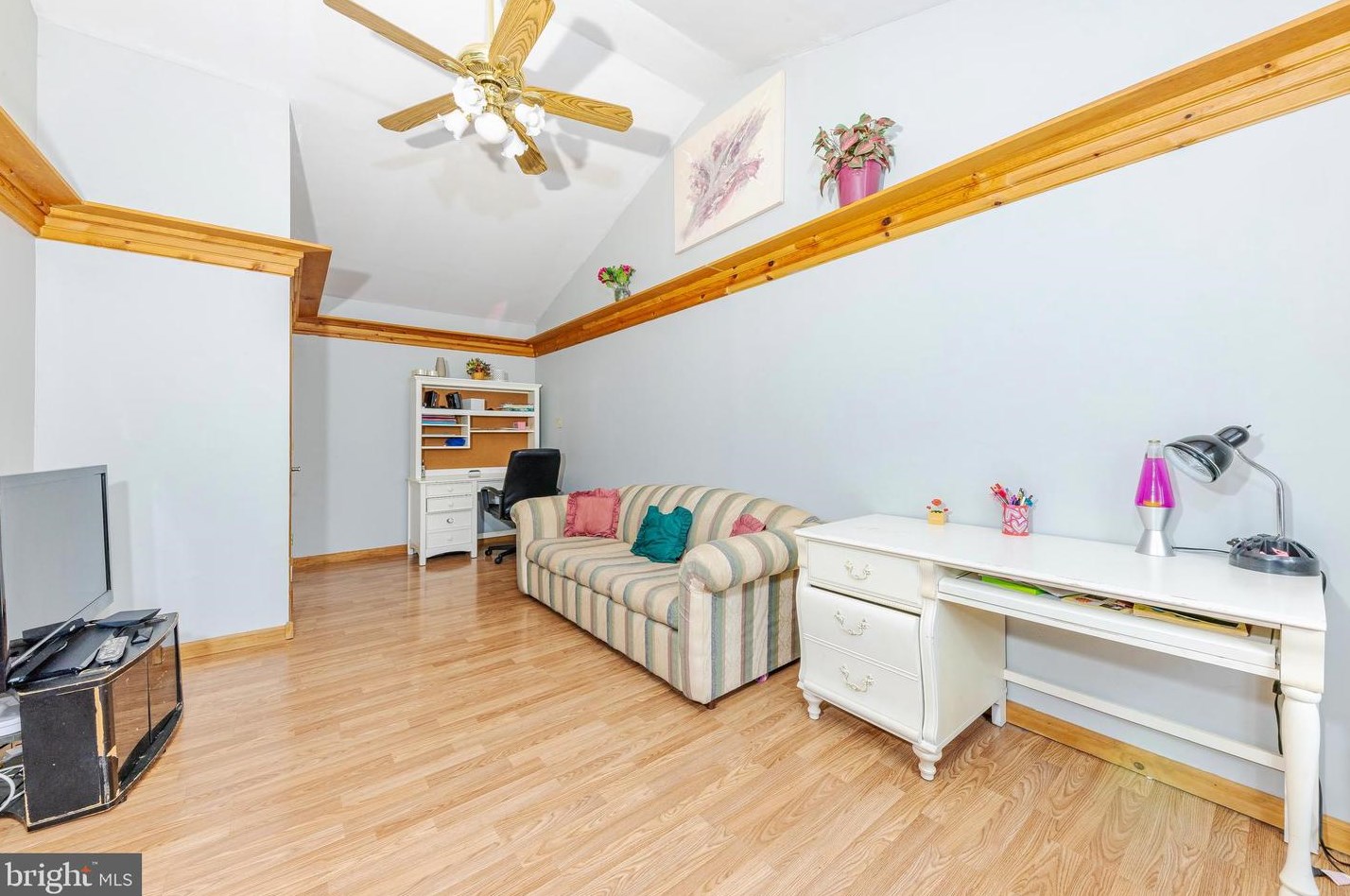 25 Dorset Ave, Millville NJ  08332-4835 exterior