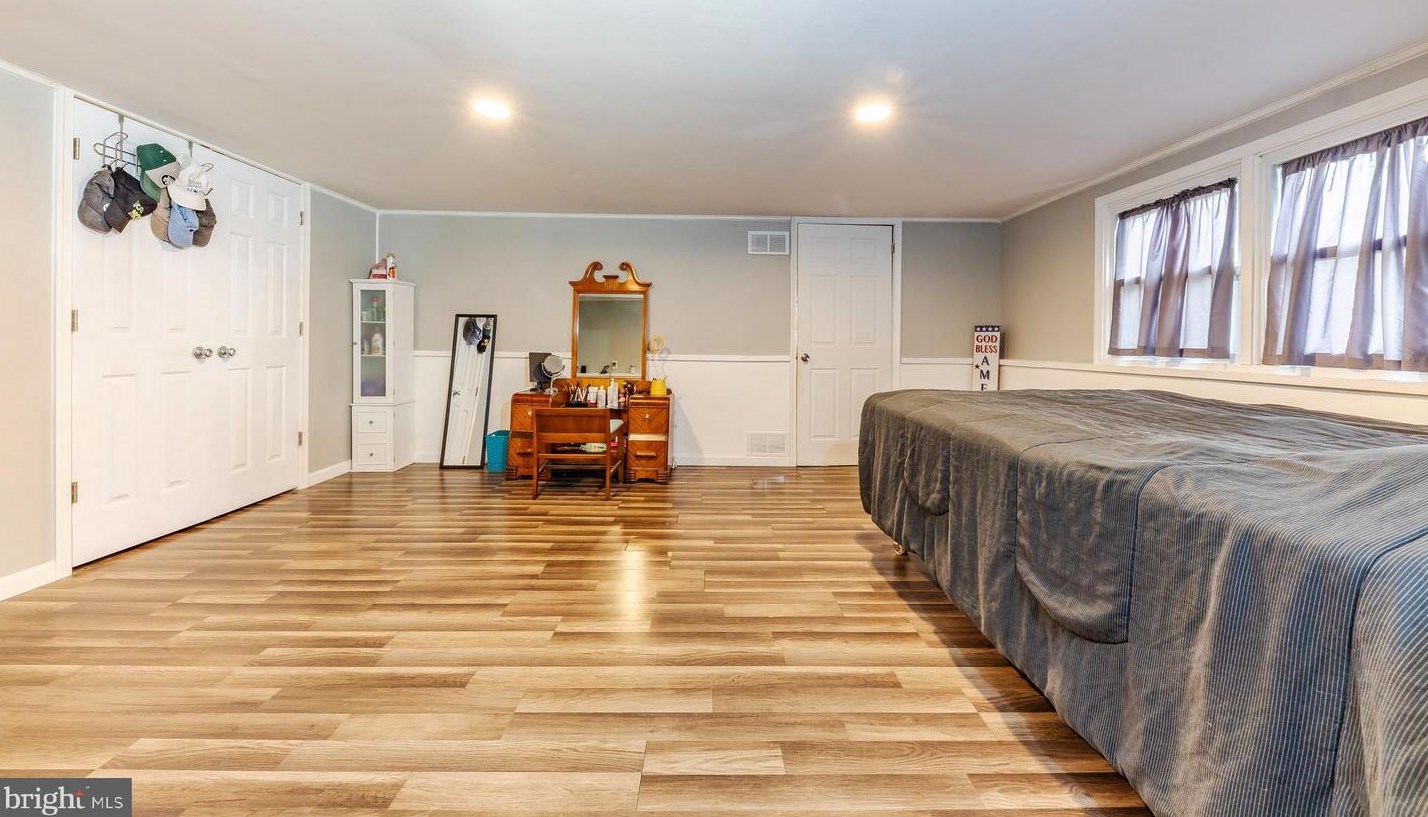 25 Dorset Ave, Millville NJ  08332-4835 exterior