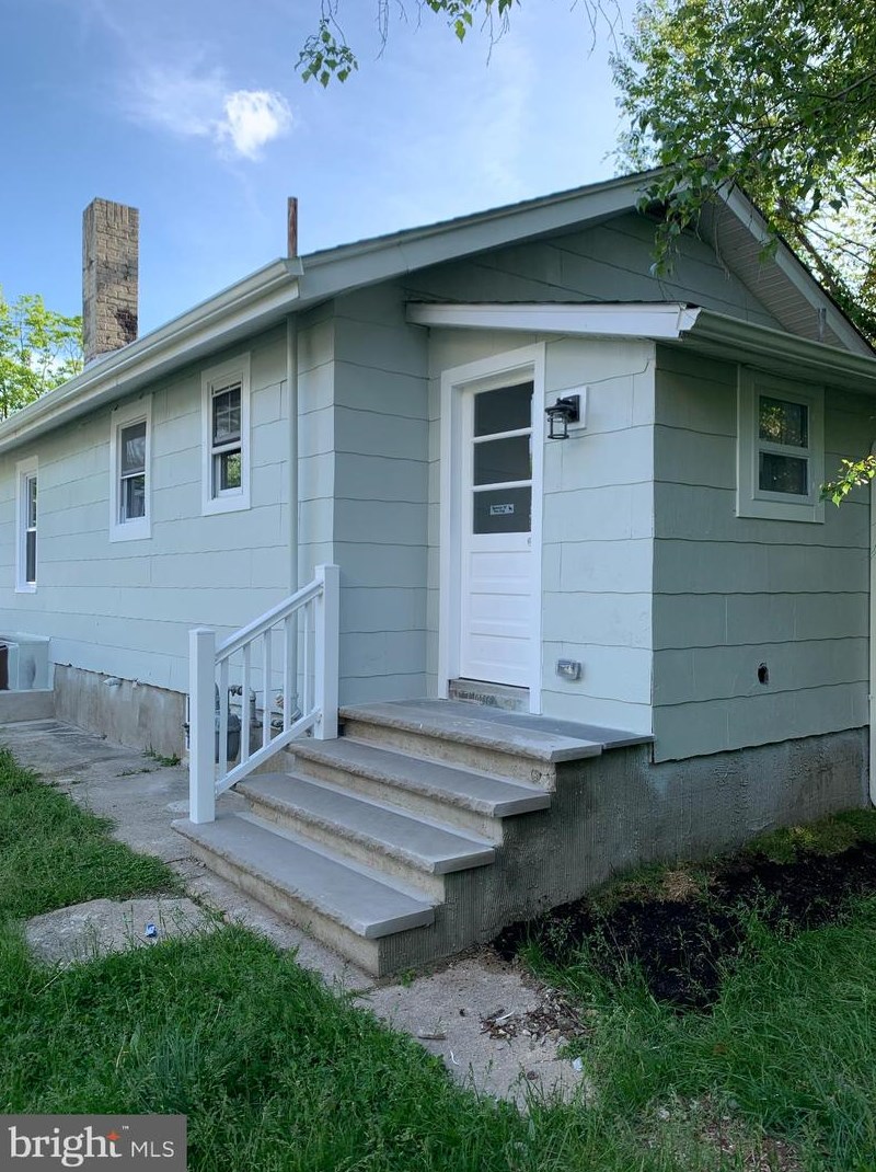 212 Mount Vernon St, Vineland NJ  08360-3129 exterior