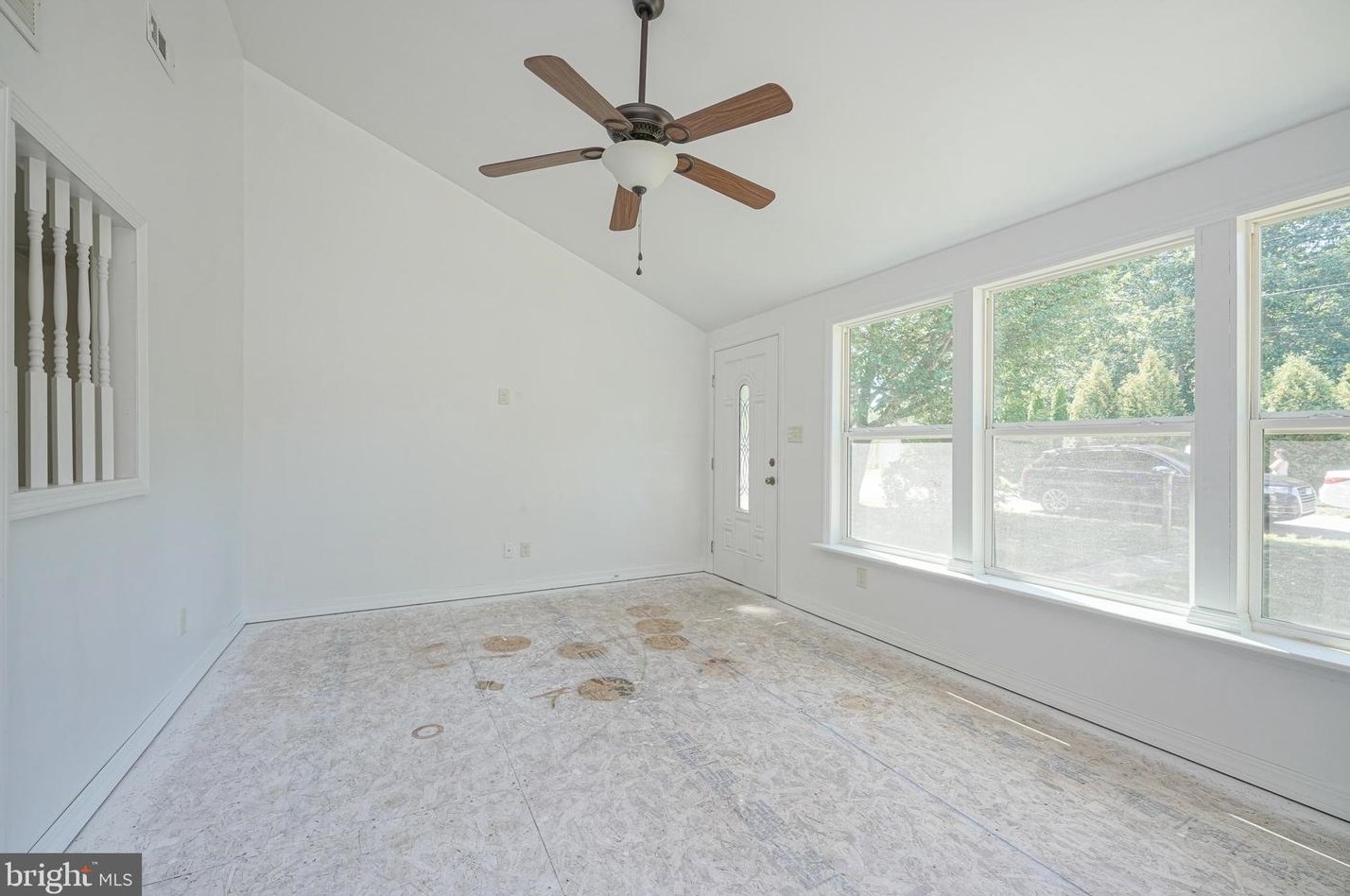 12 Hilton Ave, Stow Creek Twp NJ  08302-3542 exterior