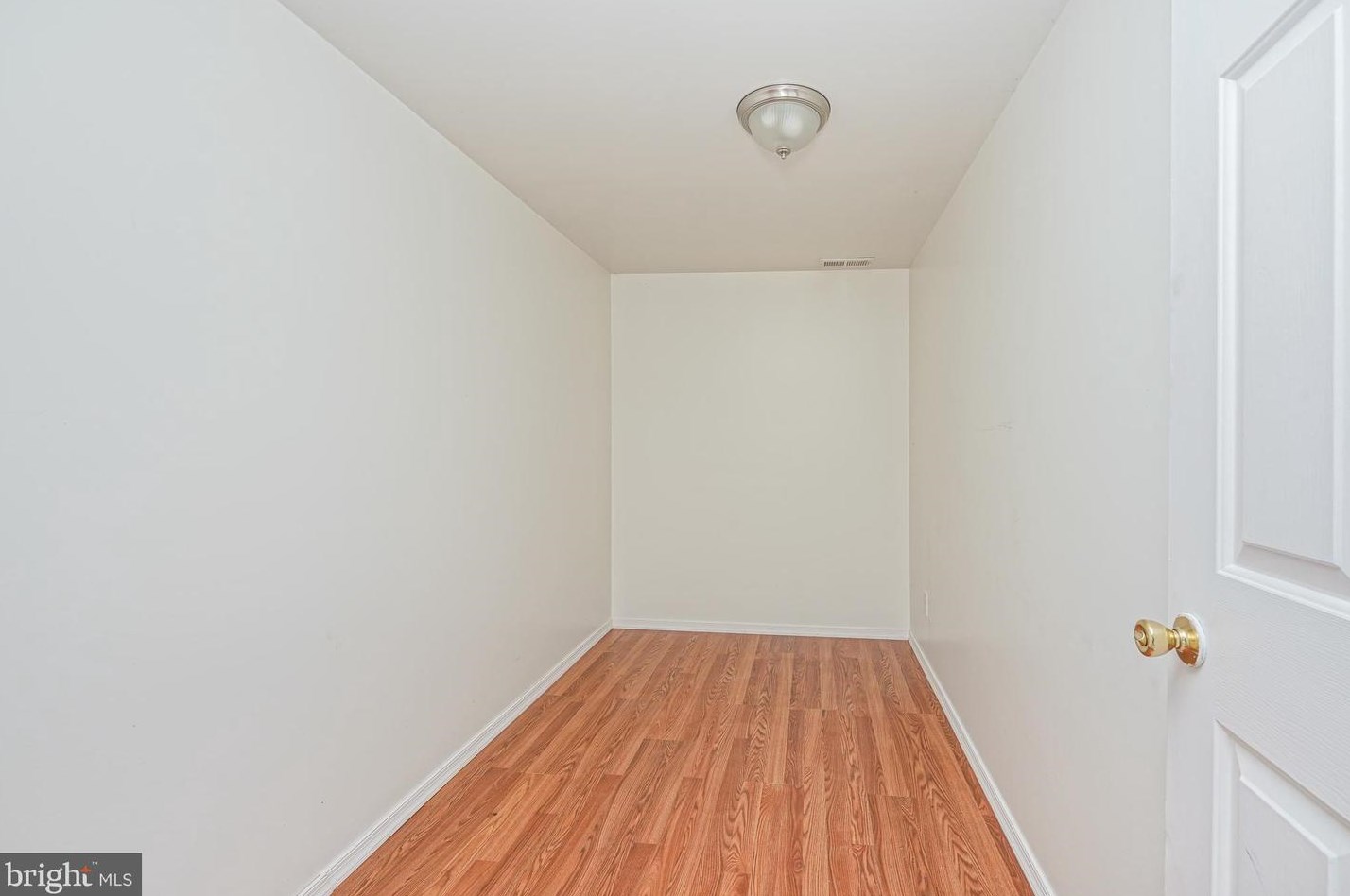 12 Hilton Ave, Stow Creek Twp NJ  08302-3542 exterior