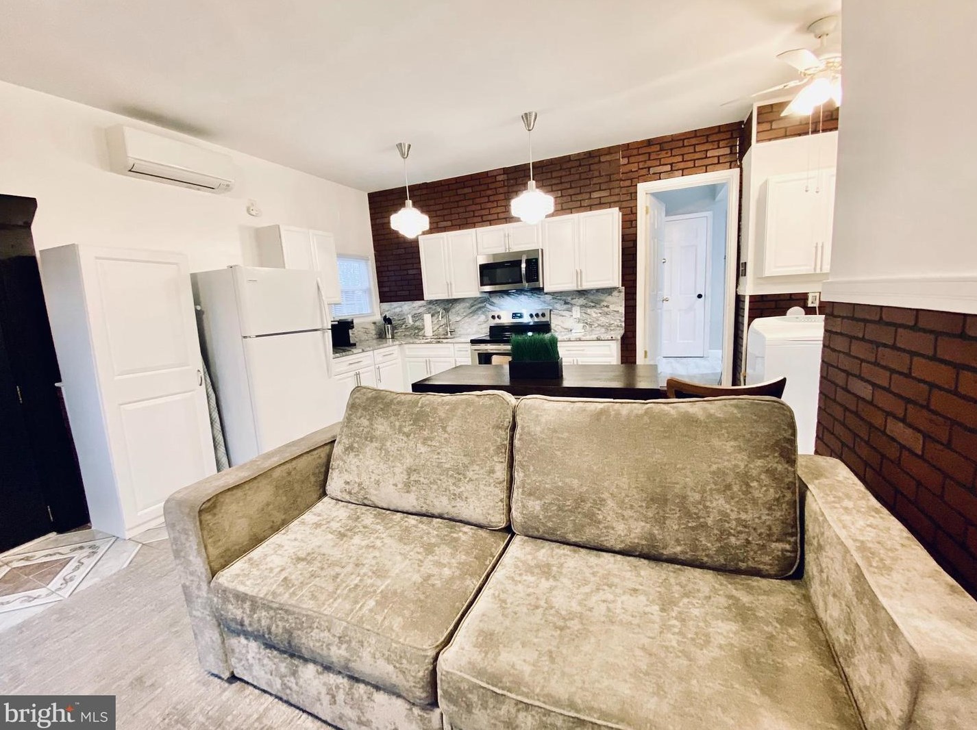 2460 Buttonwood Dr, Vineland NJ  08361-6614 exterior