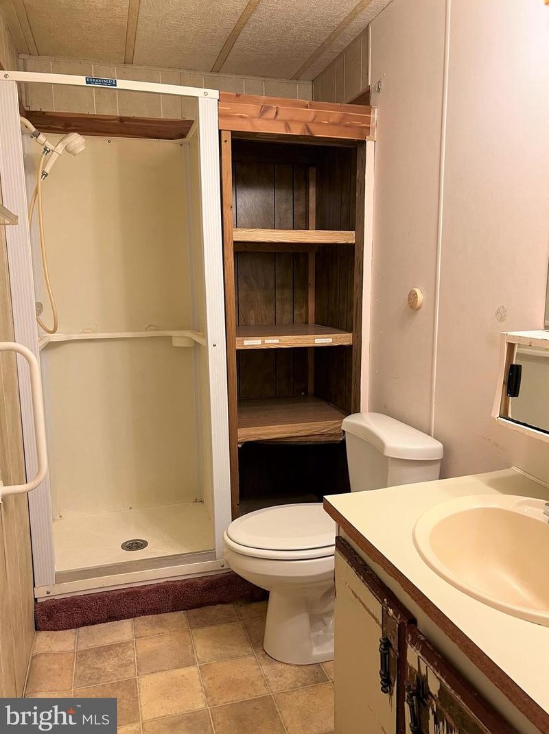 17 Jfk Blvd, Millville NJ  08332-4409 exterior