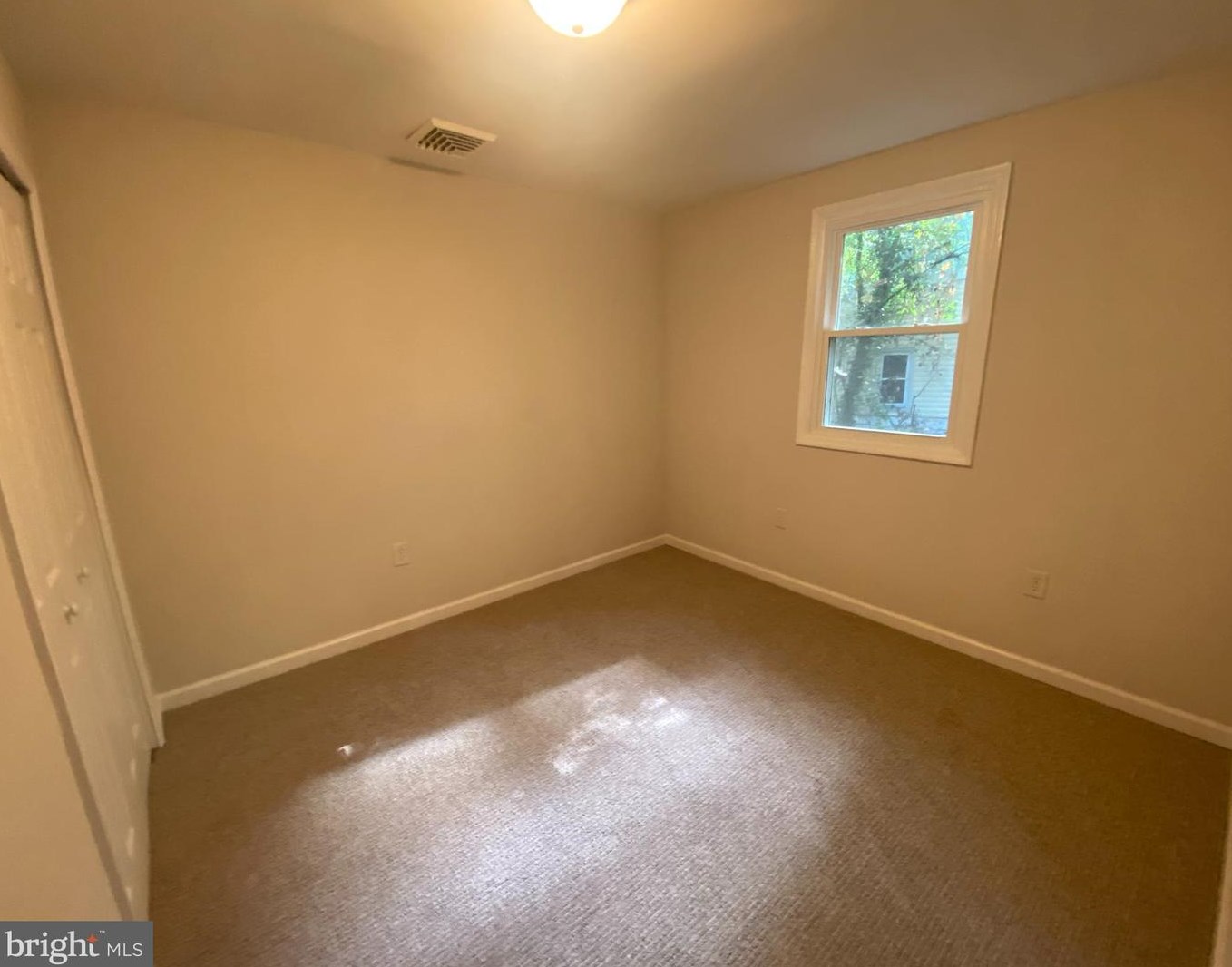 404 Cherry Rd, Millville NJ  08332-5706 exterior