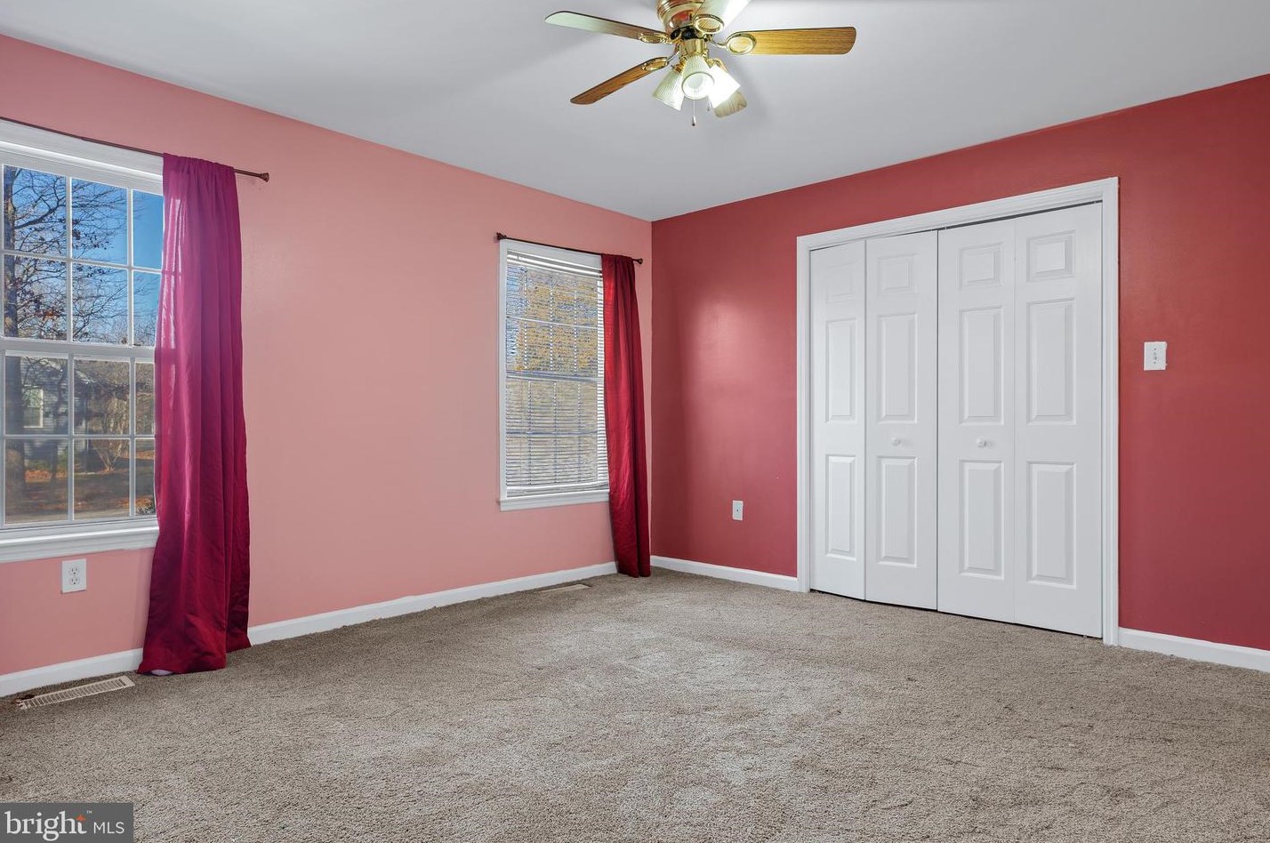 5 Queen Rd, Millville NJ  08332-7215 exterior