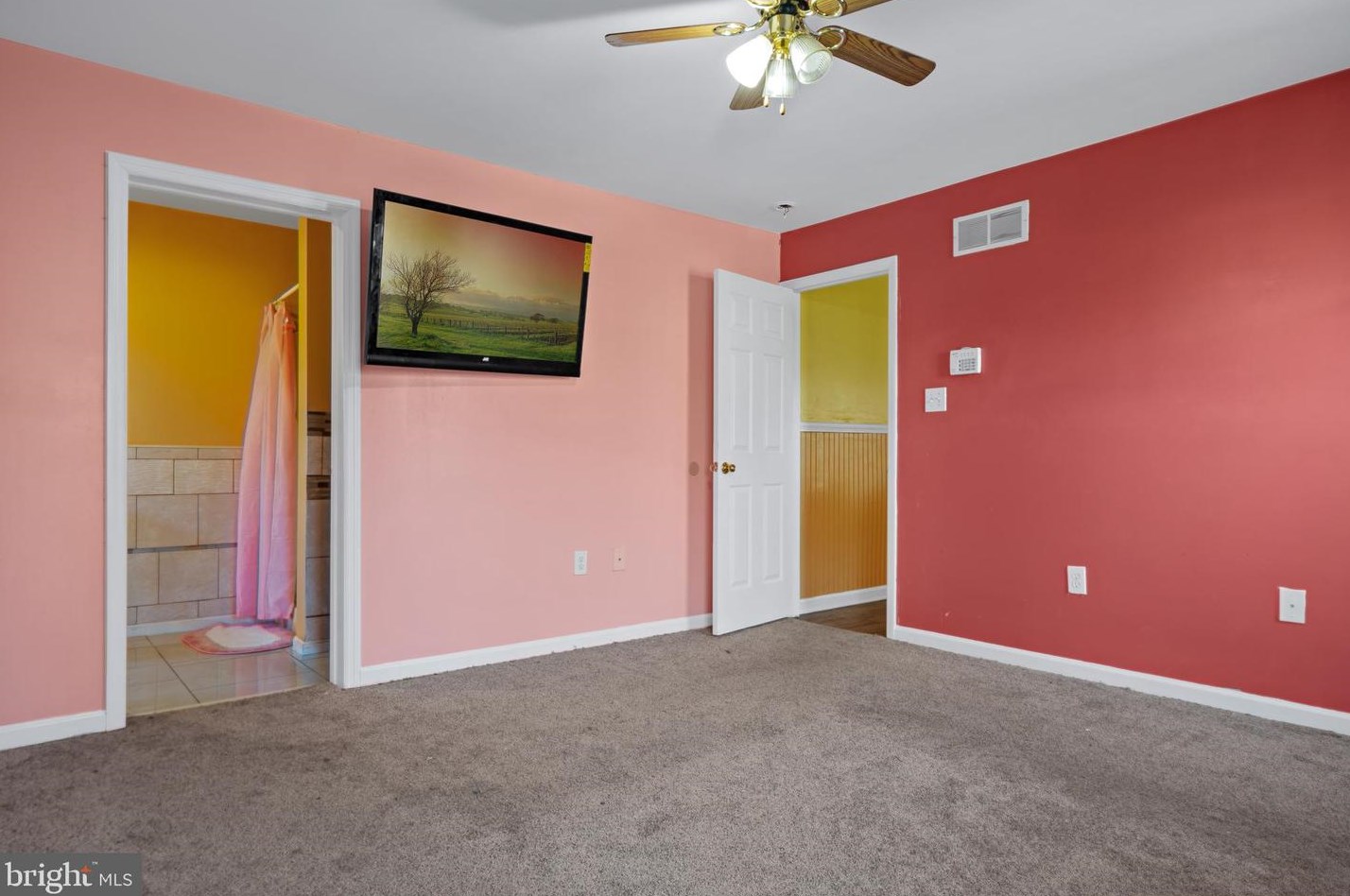 5 Queen Rd, Millville NJ  08332-7215 exterior