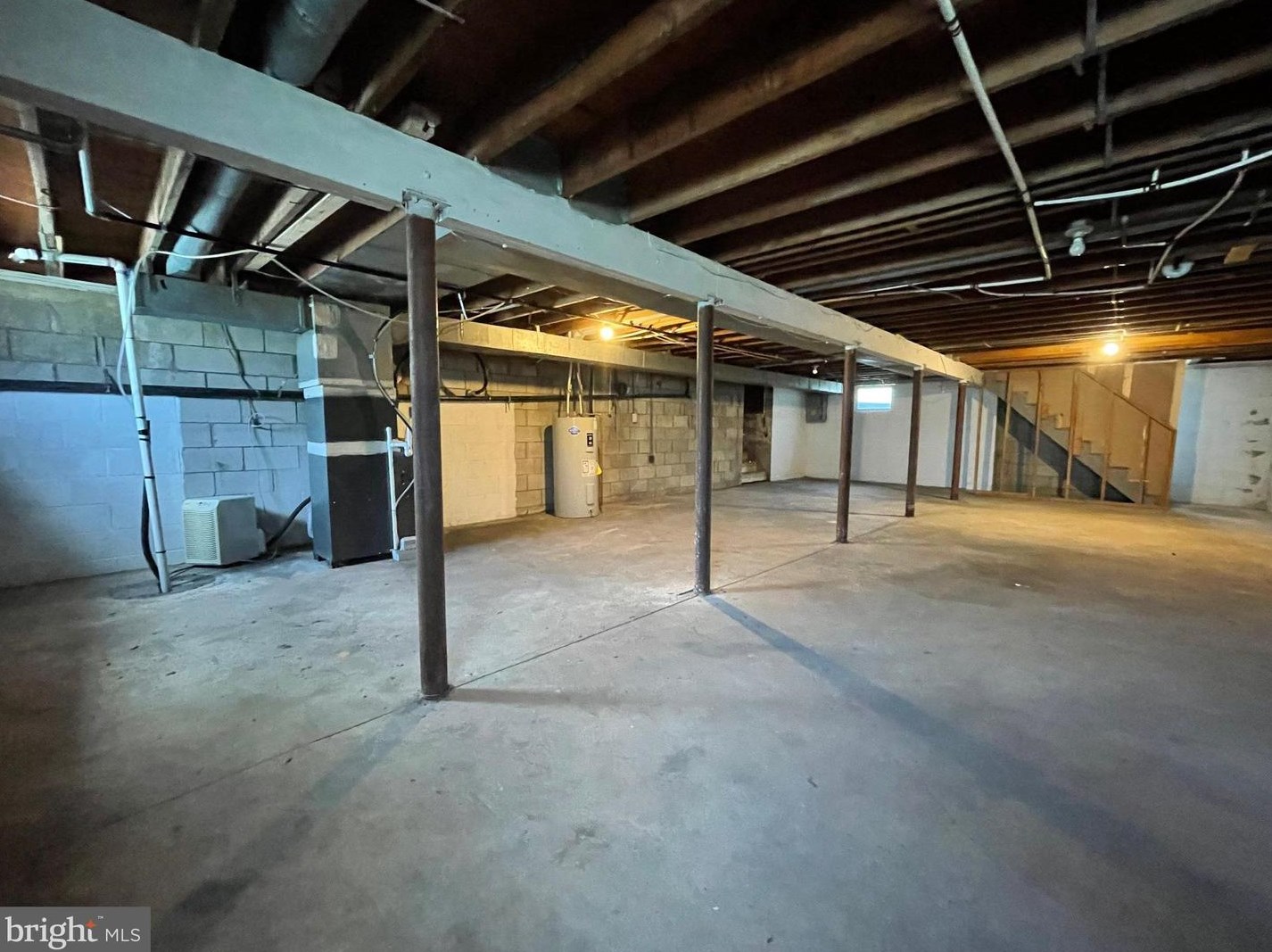 6 Rogers Dr, Stow Creek Twp NJ exterior