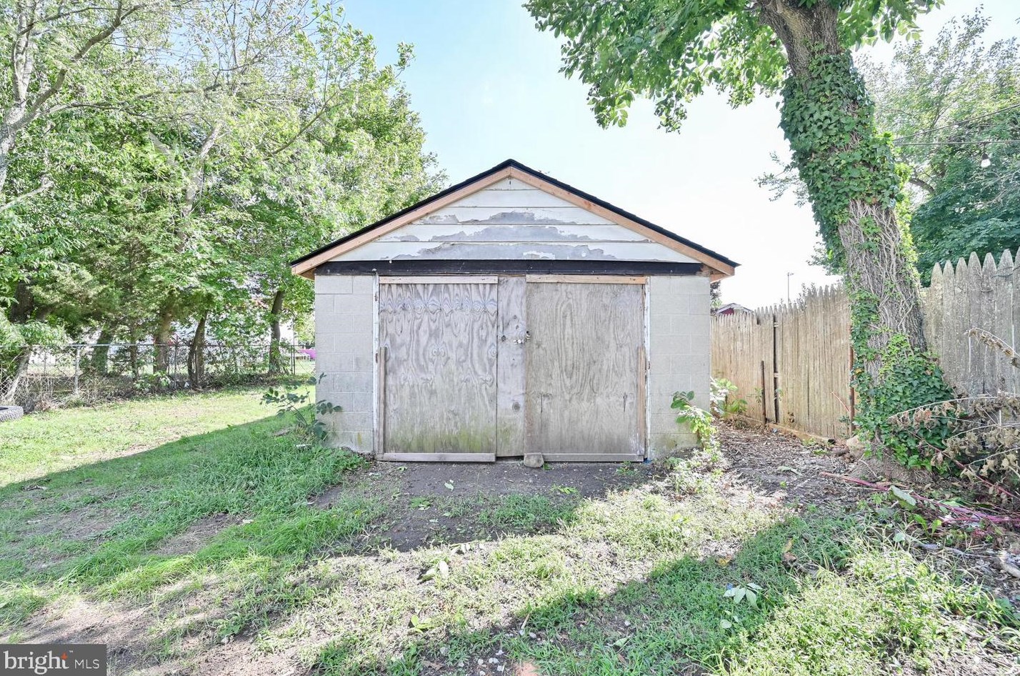 721 Florence Ave, Vineland NJ 08360-5771 exterior