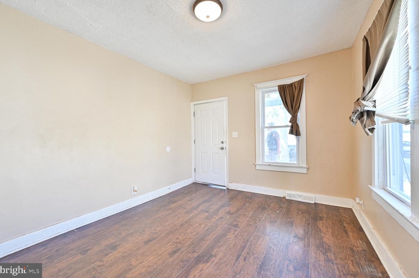 721 Florence Ave, Vineland NJ 08360-5771 exterior