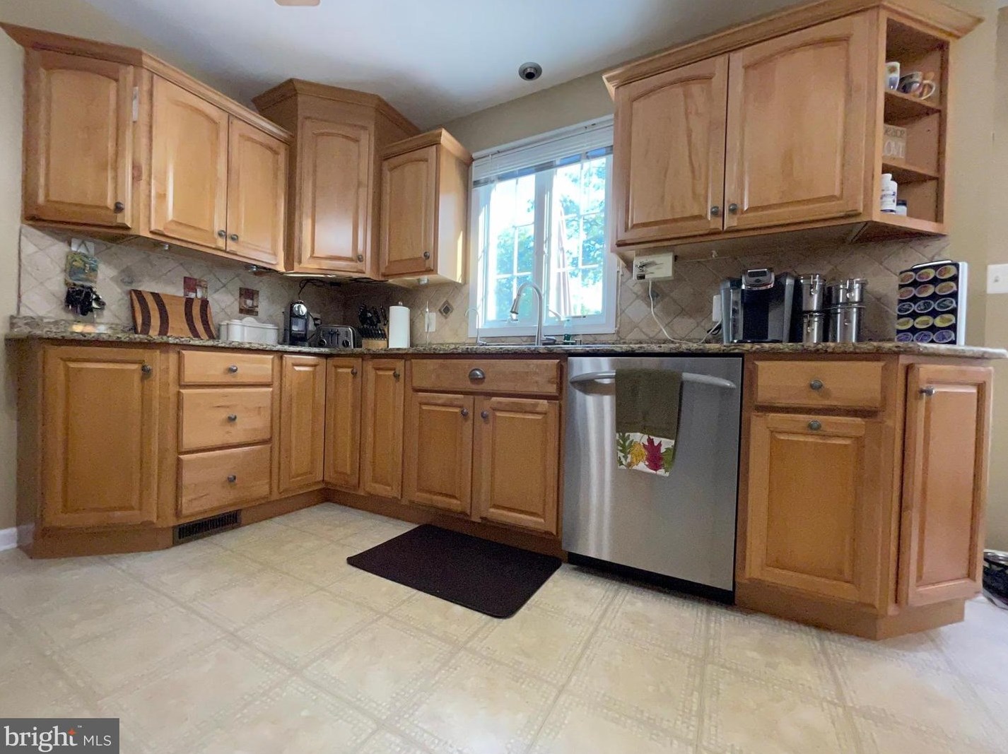 24 Partridge Ct, Stow Creek Twp NJ  08302-9461 exterior