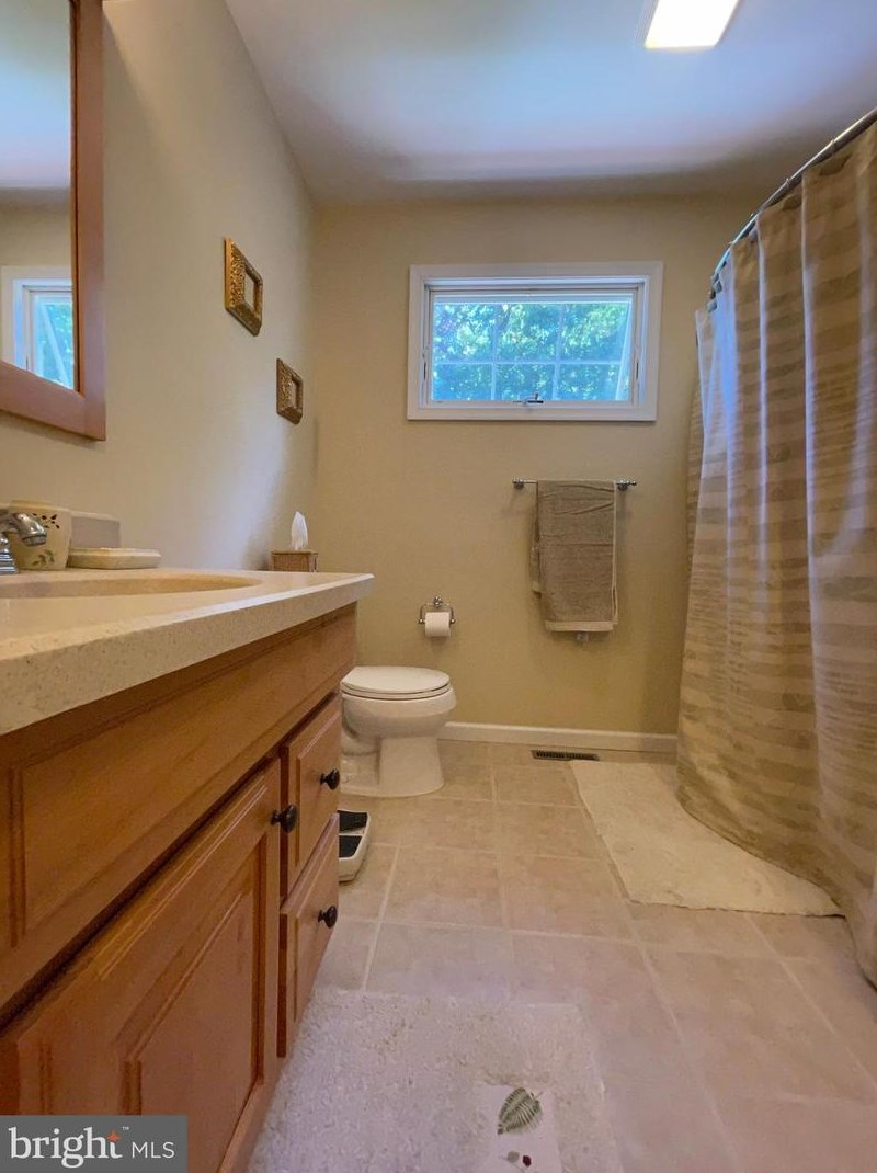 24 Partridge Ct, Stow Creek Twp NJ  08302-9461 exterior