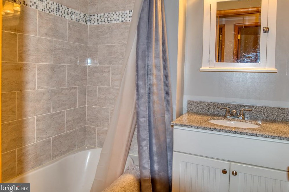 1527 Walnut Rd, Vineland NJ  08361-6093 exterior