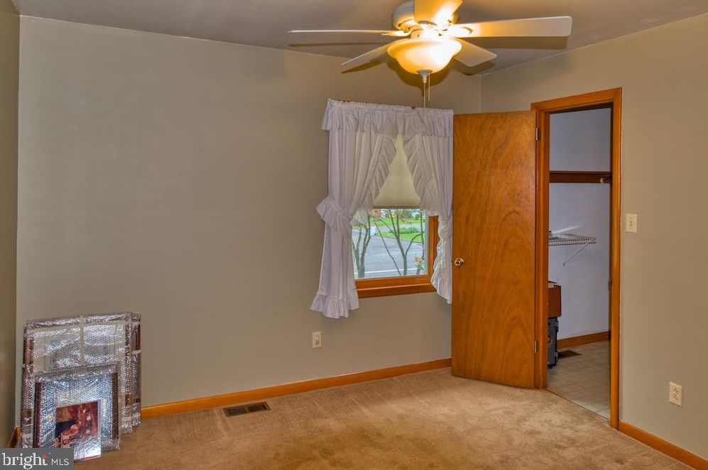 1527 Walnut Rd, Vineland NJ  08361-6093 exterior