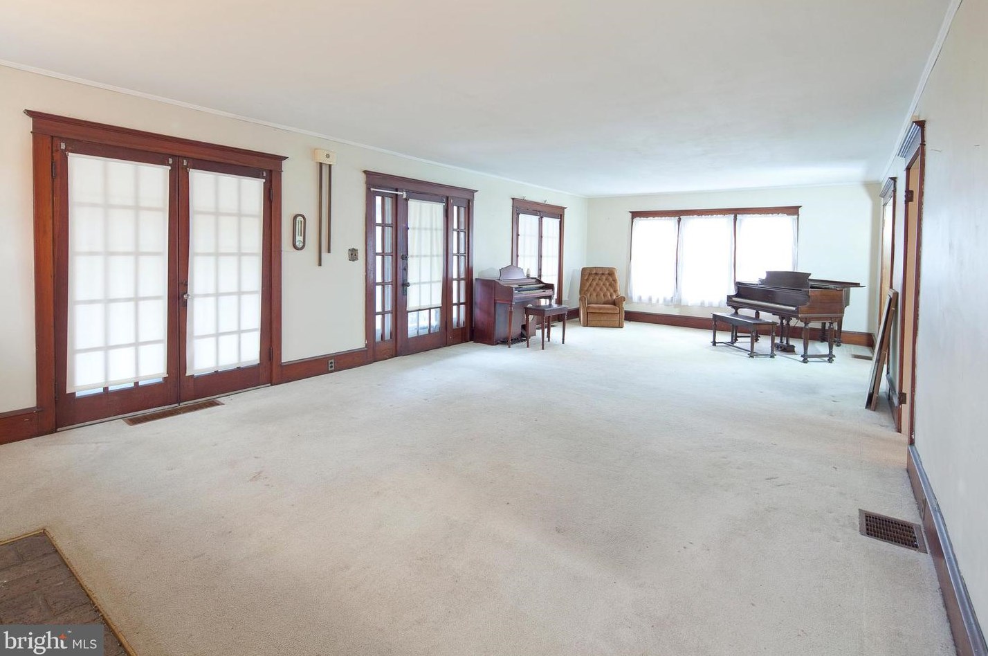 910 Wheaton Ave, Millville NJ  08332-2168 exterior