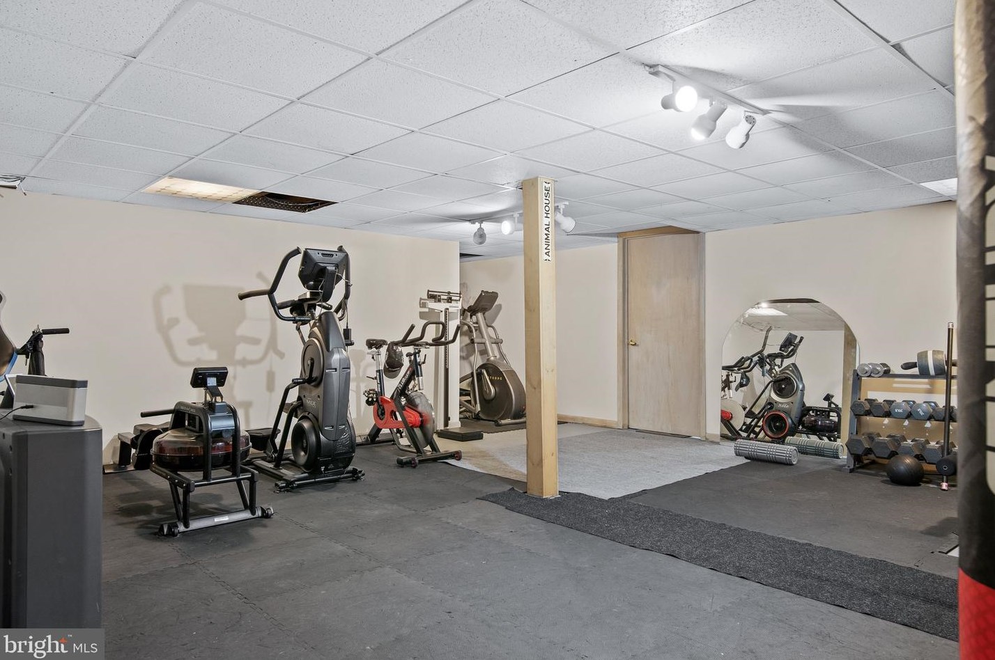 30 Northwood Dr, Vineland NJ  08360-4108 exterior