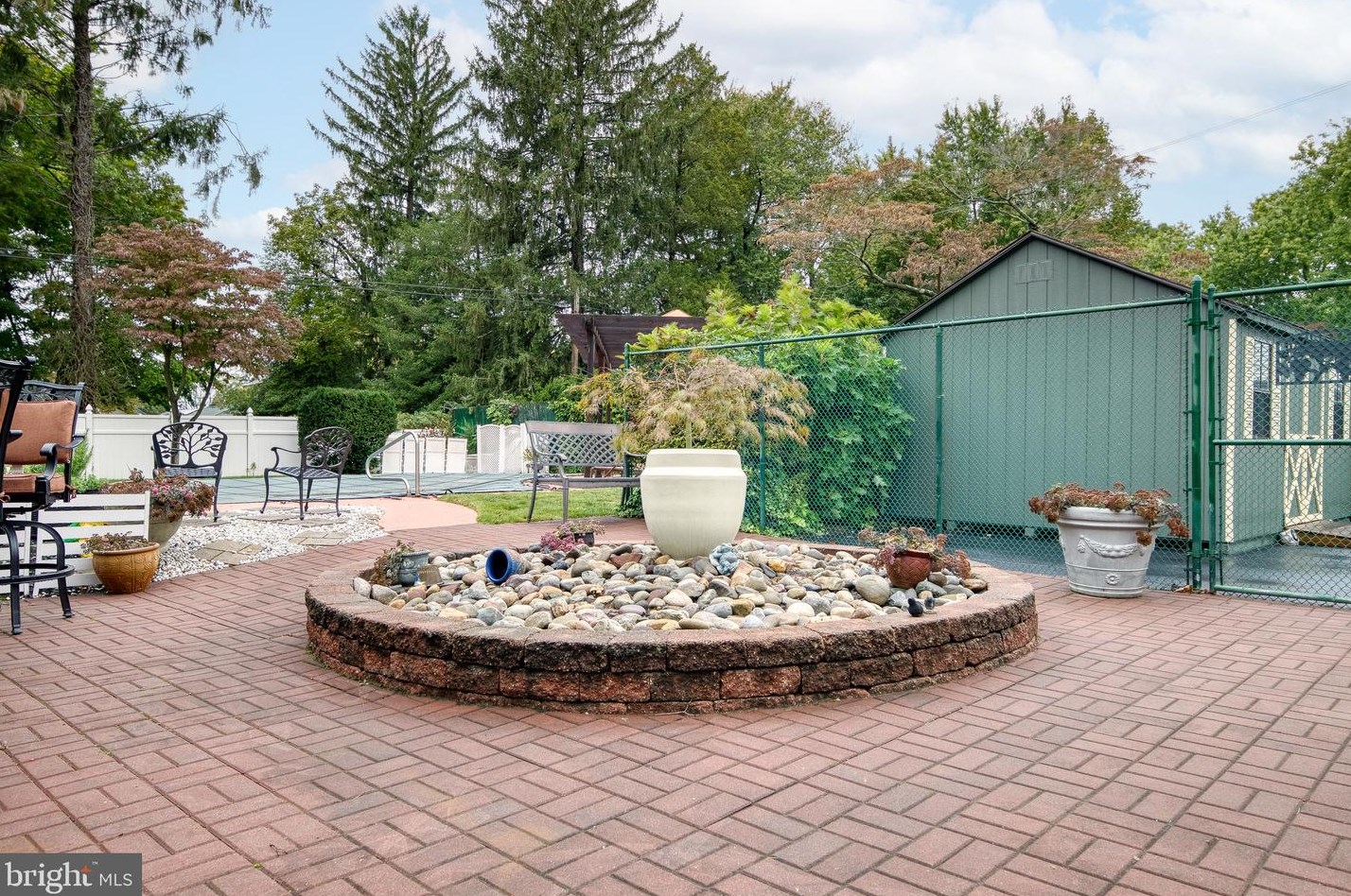 30 Northwood Dr, Vineland NJ  08360-4108 exterior