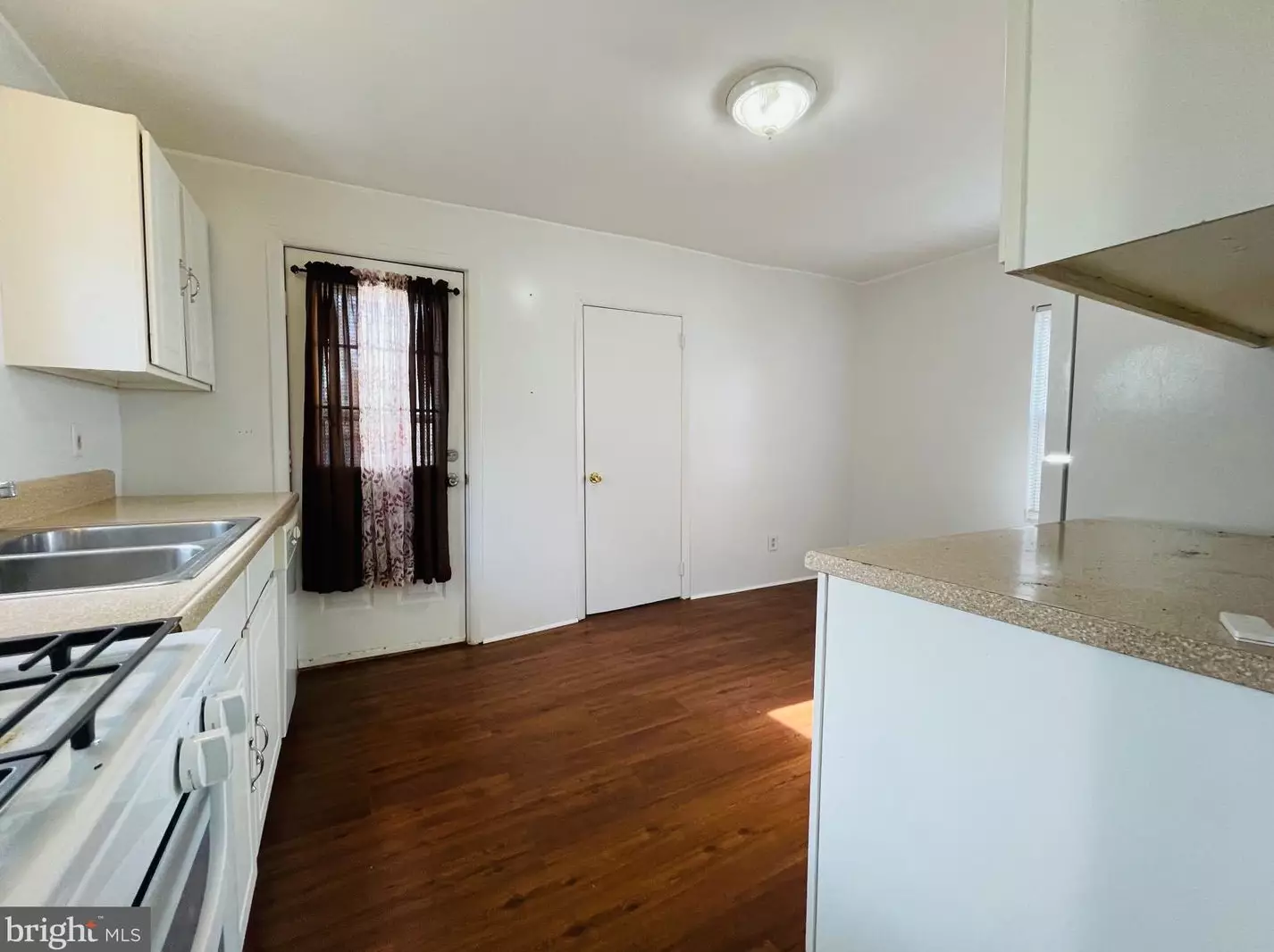 510 7th St, Millville NJ  08332-2710 exterior