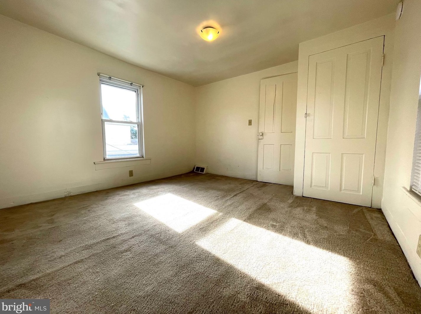 510 7th St, Millville NJ  08332-2710 exterior