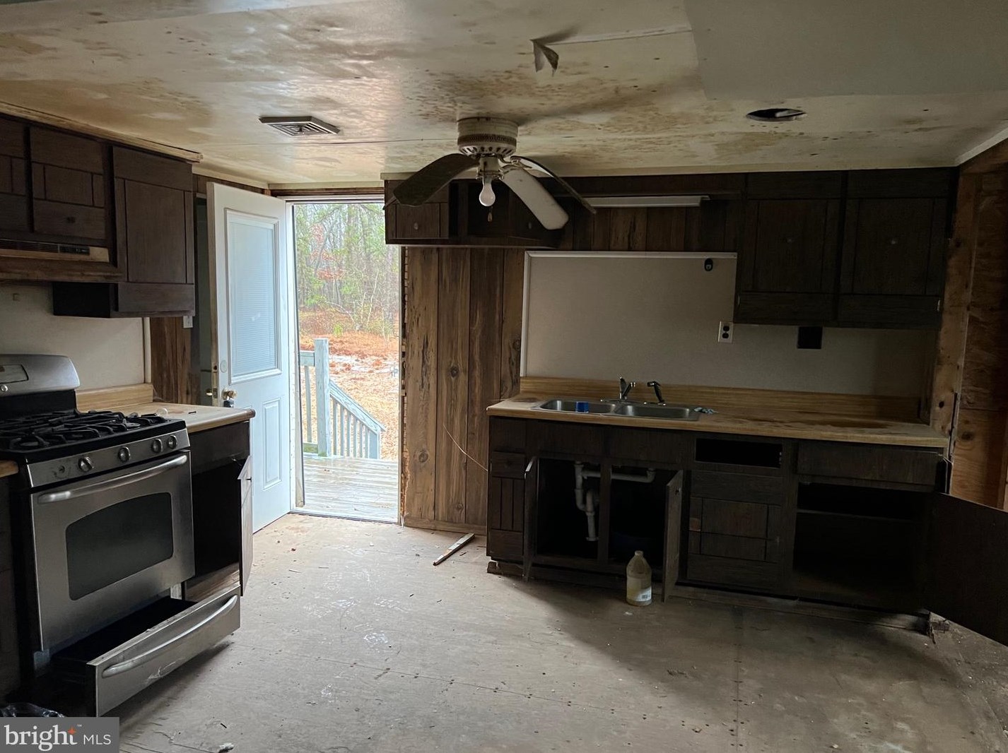 2419 2nd St, Millville NJ  08332-9611 exterior