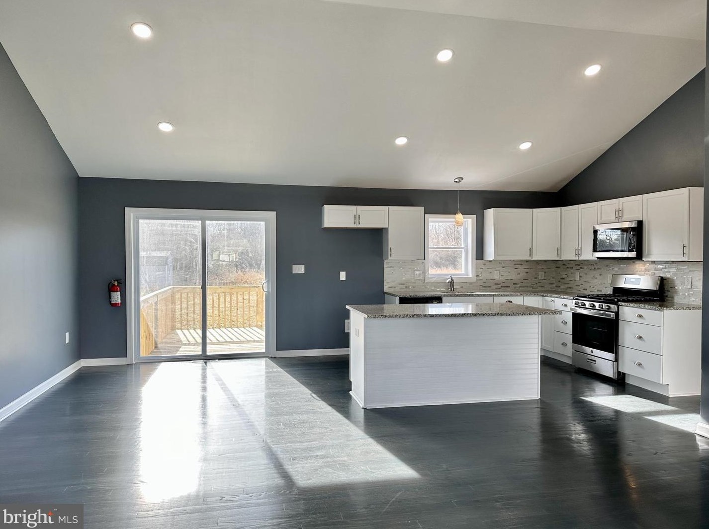 59 Piercetown Rd, Millville NJ  08332-7908 exterior