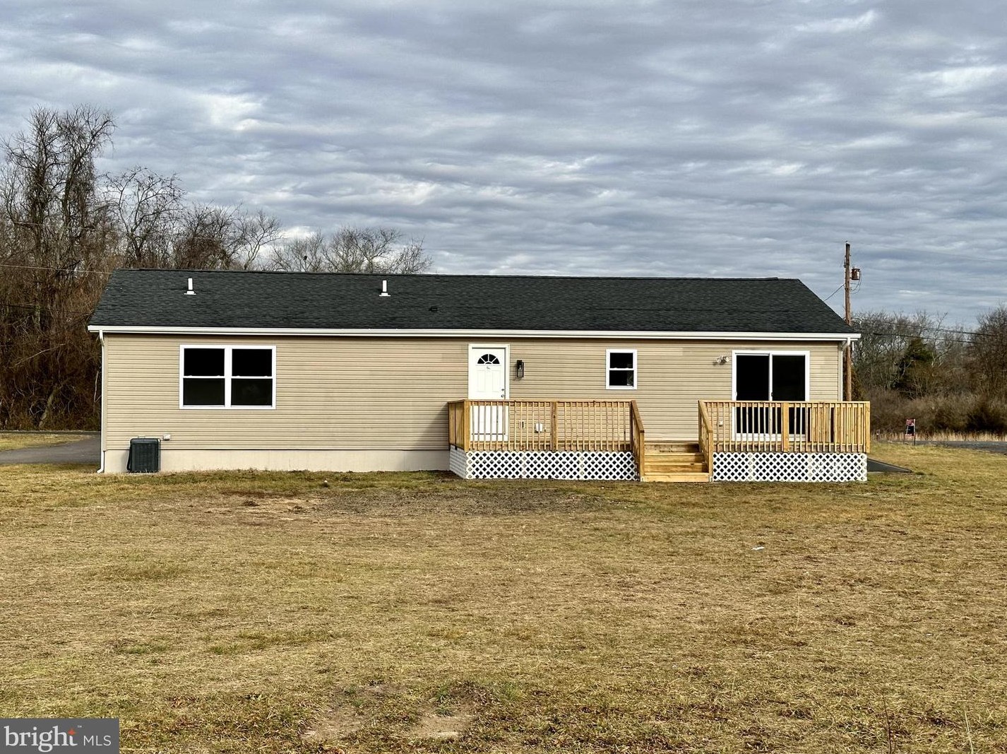 59 Piercetown Rd, Millville NJ  08332-7908 exterior