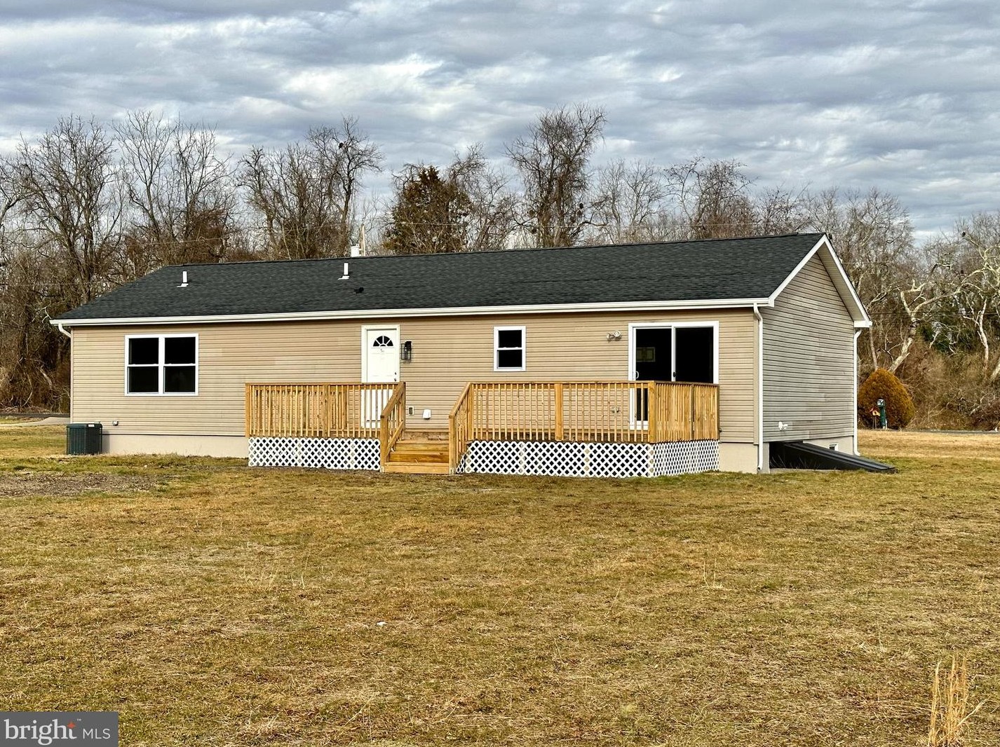 59 Piercetown Rd, Millville NJ  08332-7908 exterior