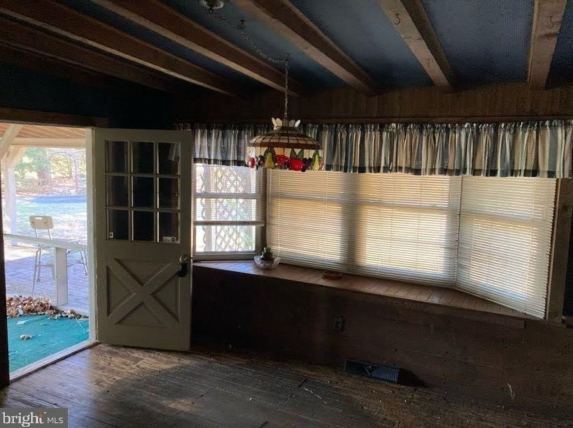 216 Burns Rd, Millville NJ  08332-9651 exterior