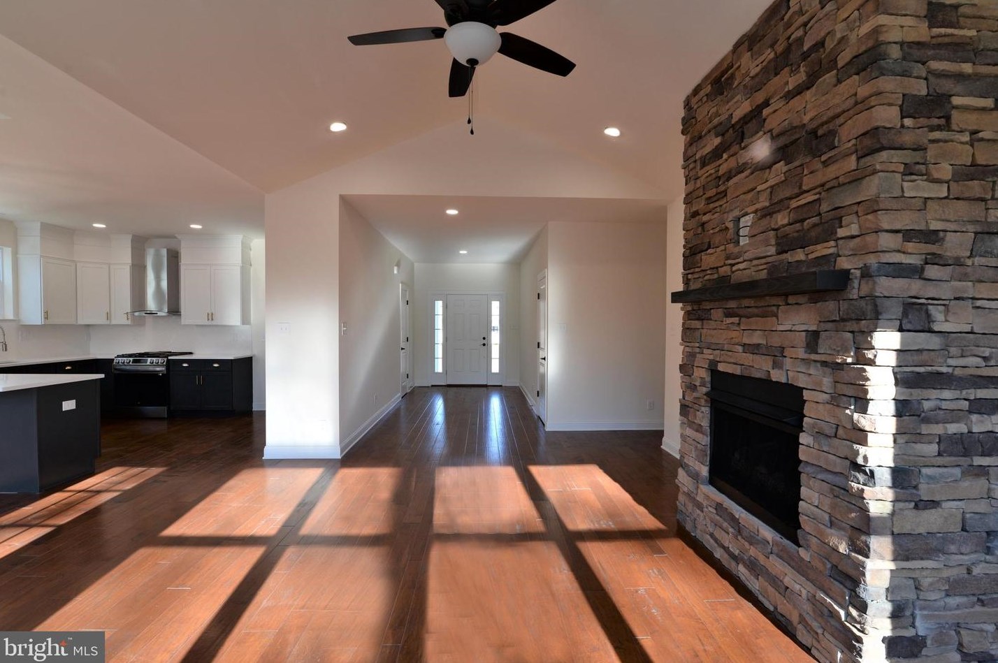 5010 Covered Bridge Rd, Millville NJ  08332 exterior